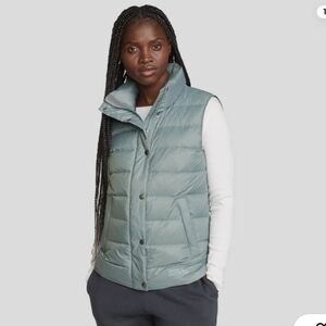 Eddie Bauer WR Stratustherm Down Puffer Vest Lt Harbor NWT Medium 650 FP